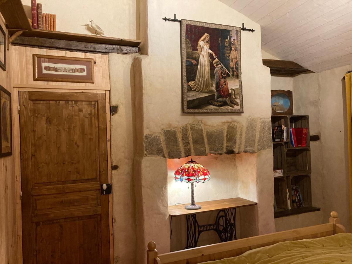 La Cour Secrete Appartement Dinan Buitenkant foto